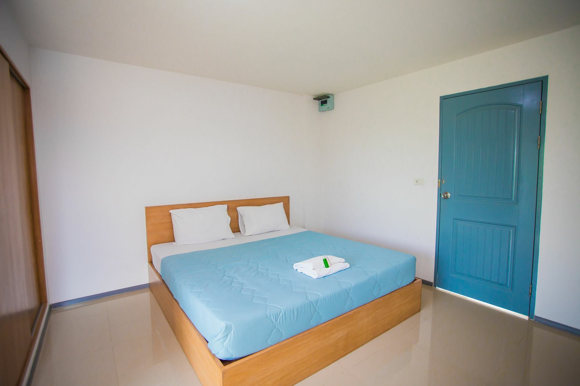 Promsook Apartment Csonburi Kültér fotó